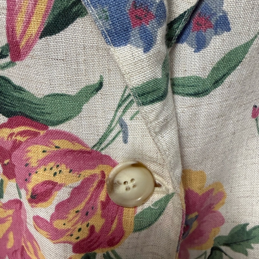 Elegant Floral Women's Blazer - Picture 3 of 9